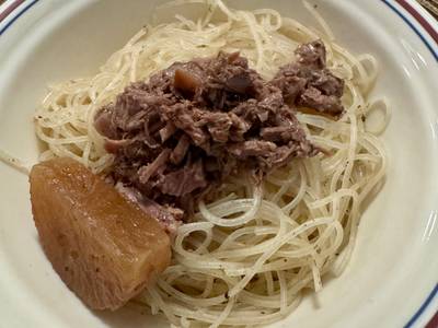 滷牛肉拌麵