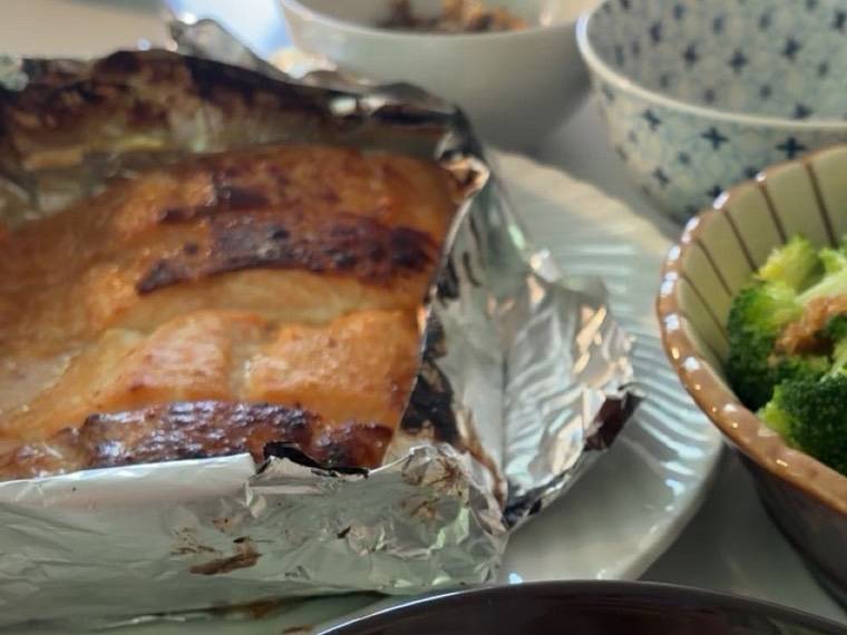 味增美乃滋烤鮭魚